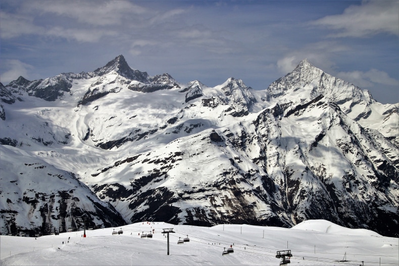 Zermatt Ski Resort Train Skier SkiBookings.com